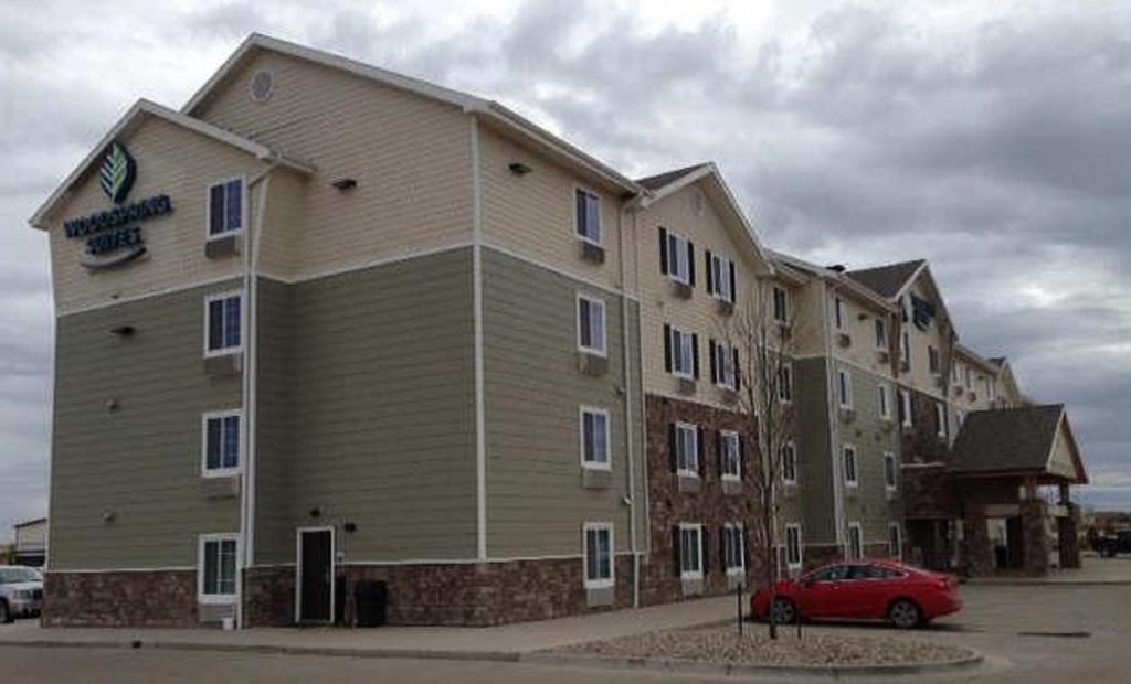 Suburban Studios Watford City Zewnętrze zdjęcie